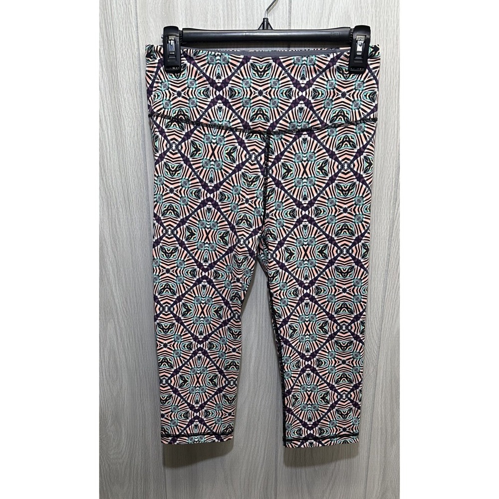 VICTORIA'S SECRET Women's (Size S) Pull On‎ Athletic Capri Leggings Yoga Stretch